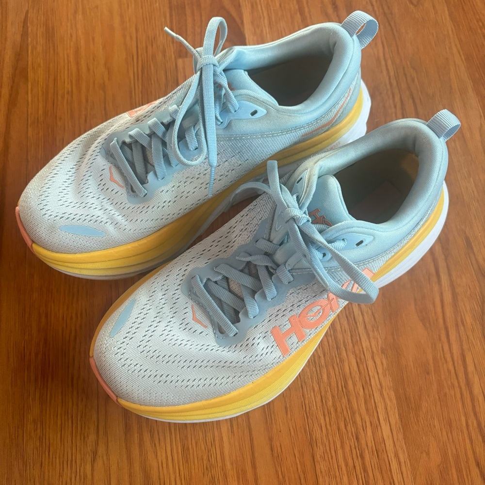 GUC Hoka Bondi 8 size 7.5